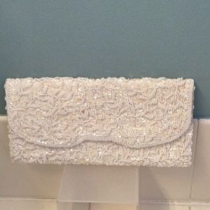 Vintage Richards Beaded Clutch in Ivory , a few stains ( pls refer to pics )